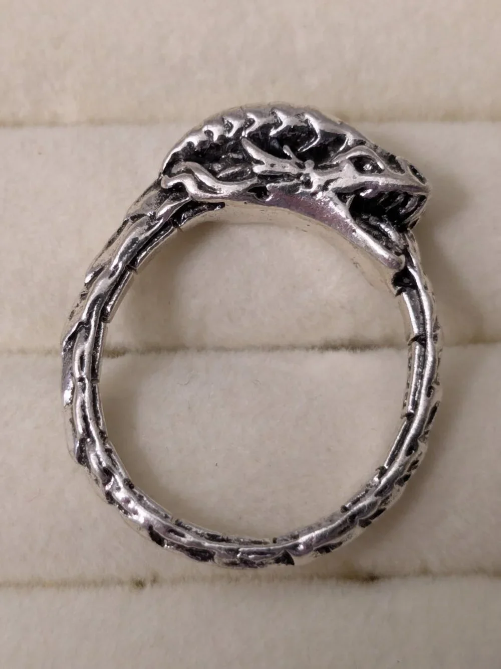 New! Size 10.5 Snake Eating It's Tail Silver Tone Ring